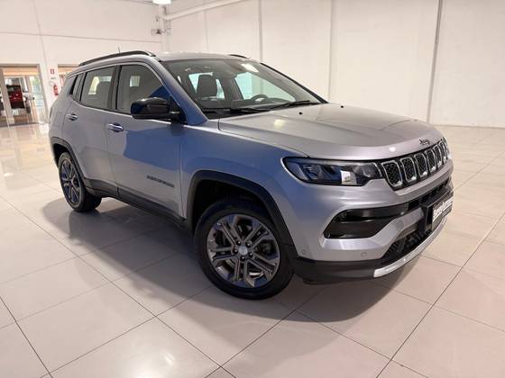 JEEP COMPASS 1.3 T270 TURBO FLEX LONGITUDE AT6